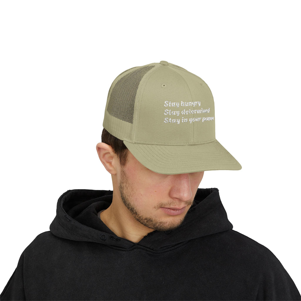 Motivational Trucker Cap — "Stay hungry, Stay determined, Stay in your power"