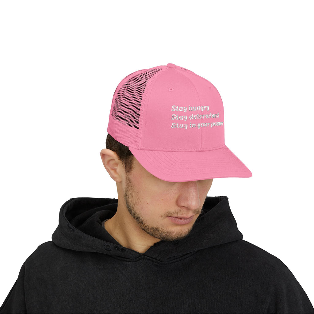 Motivational Trucker Cap — "Stay hungry, Stay determined, Stay in your power"